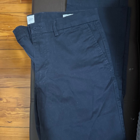 Men’s Blue Khaki Pants (34x28) | Gap Essential Khakis - Picture 5 of 7